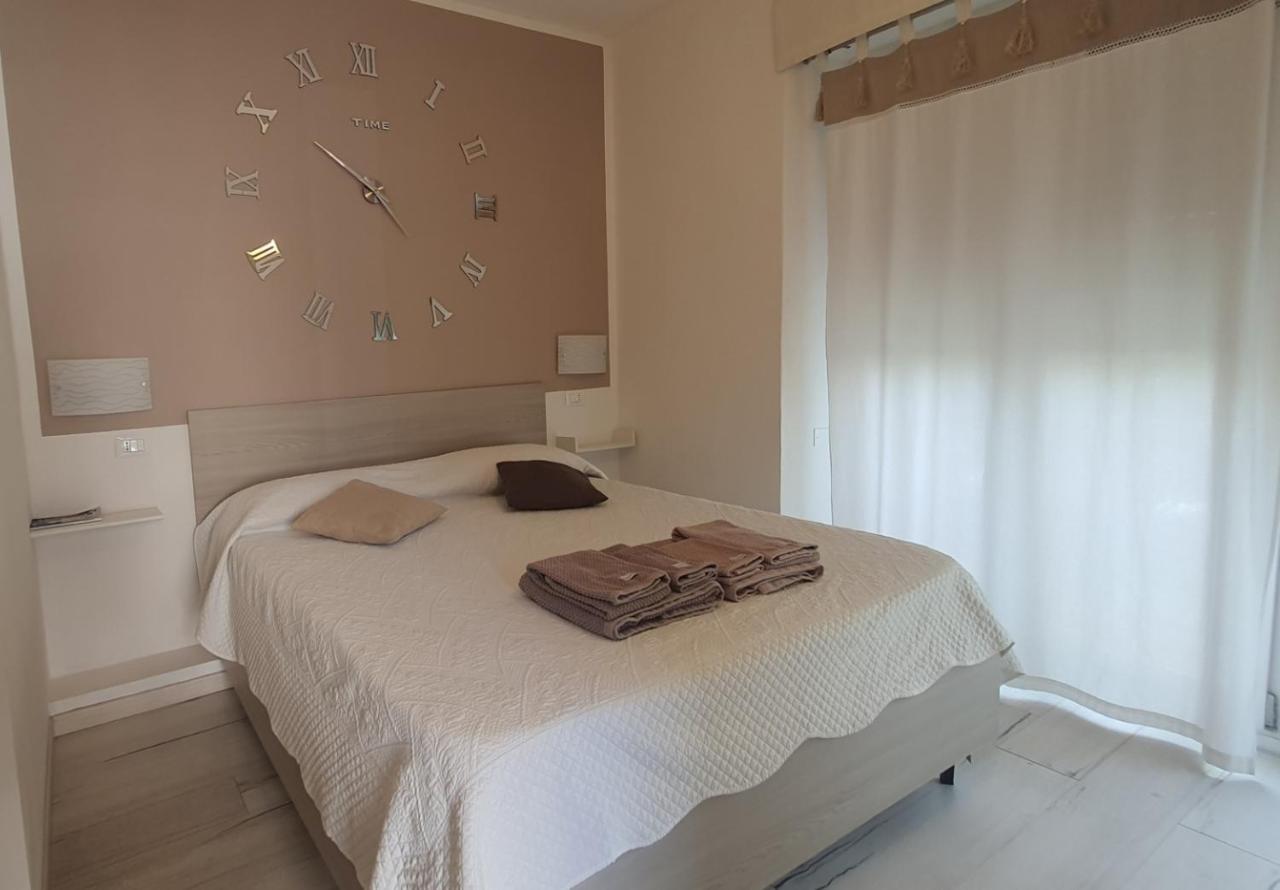 Le camere di Sabrina Sarzana Exterior foto