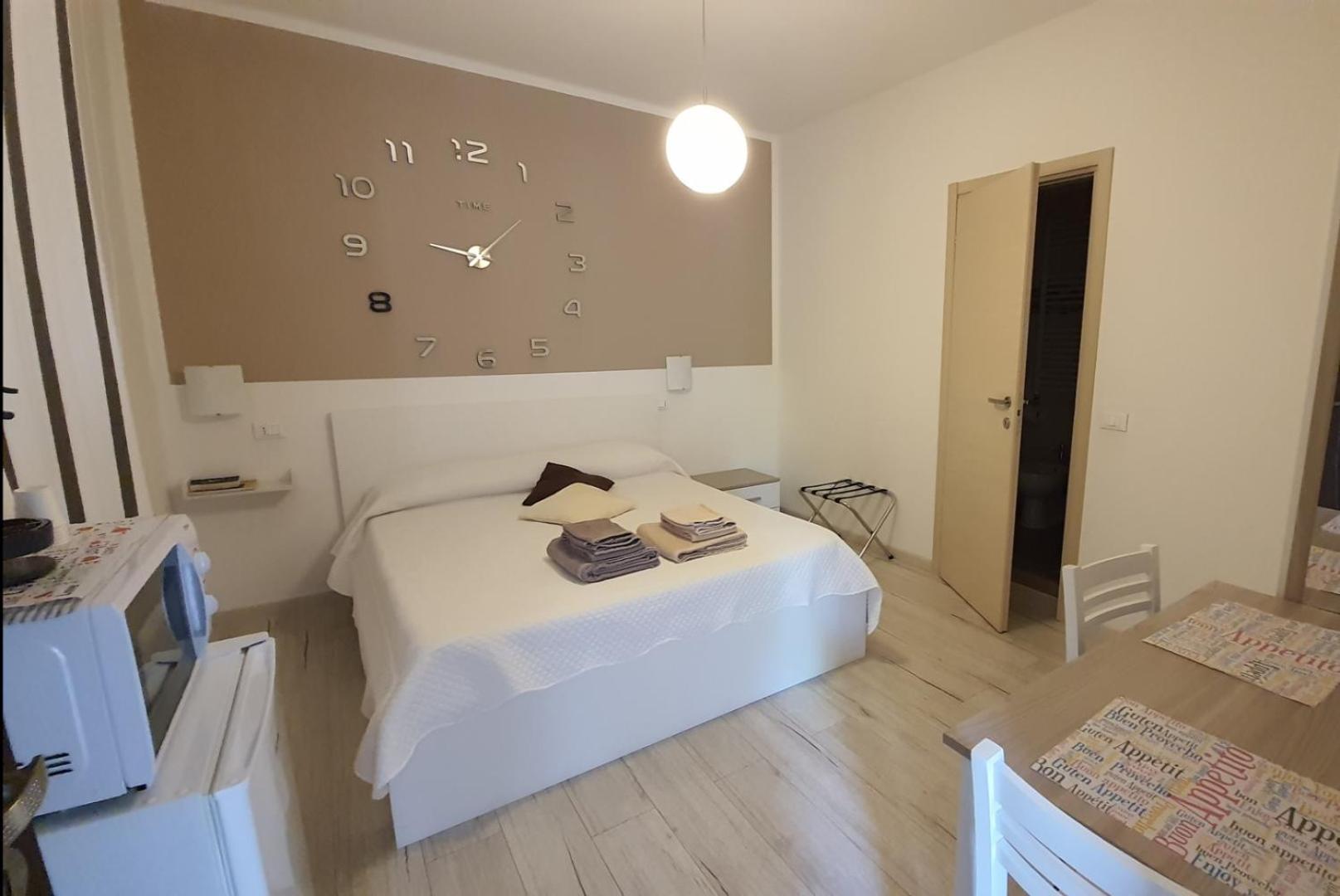 Le camere di Sabrina Sarzana Exterior foto