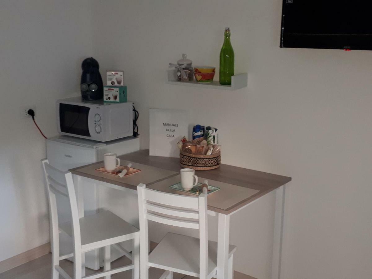 Le camere di Sabrina Sarzana Exterior foto